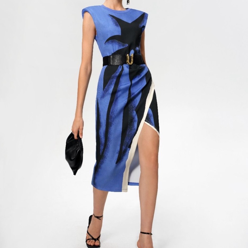 Modern Art Print Dress
New with Tags